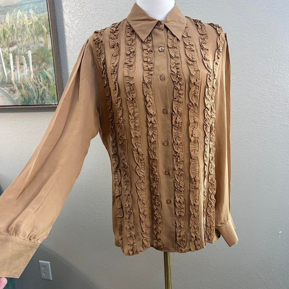 Max Studio Ruffle Front Button Down Blouse Tan - Size M - Picture 2 of 7